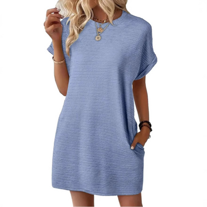 Evressa | Vestido Minimalista de Cuello Redondo Elegante