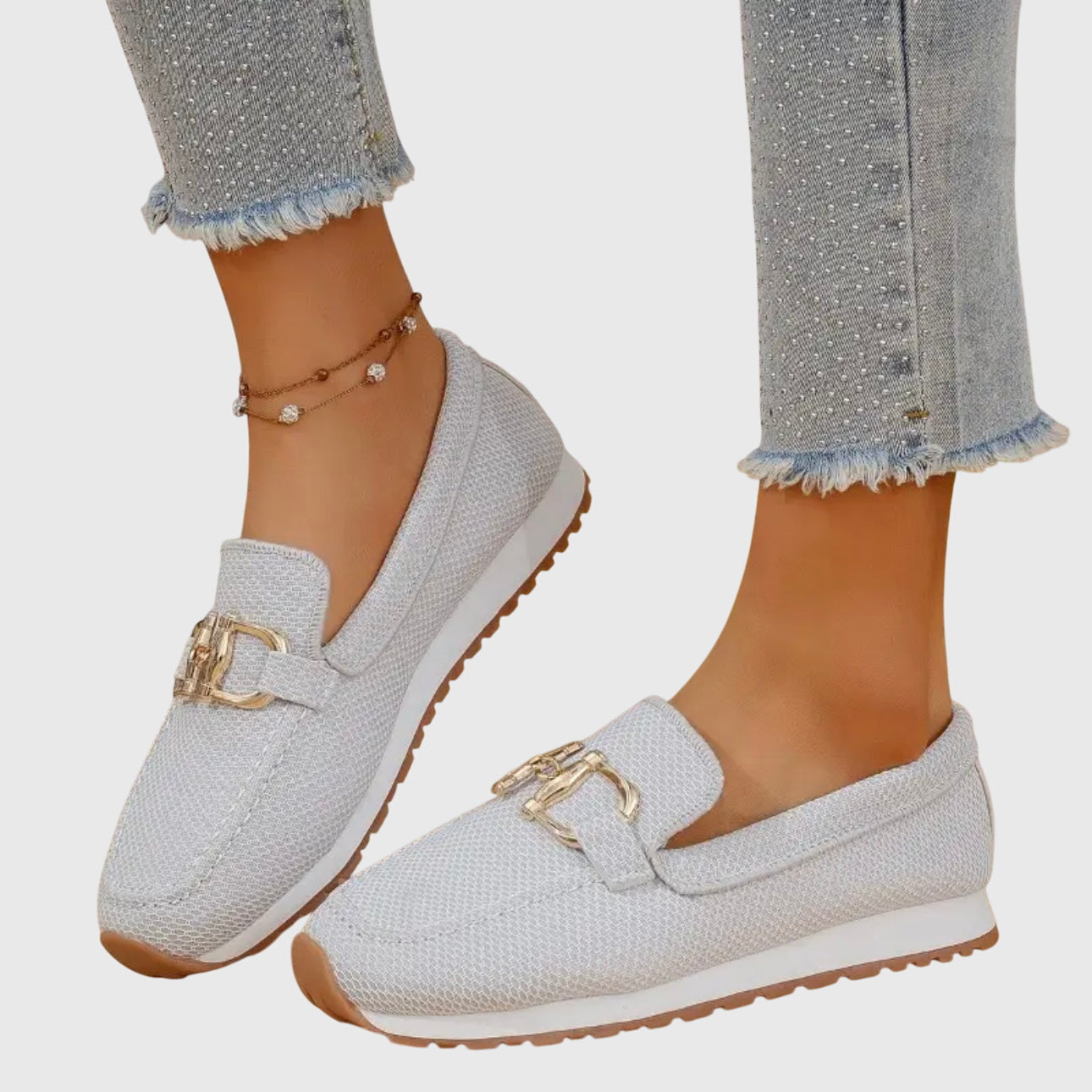 Lilou – La elegancia en cada paso ✨