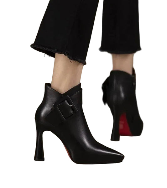 Pas de Luxe | Botines de tacón con hebilla oversized