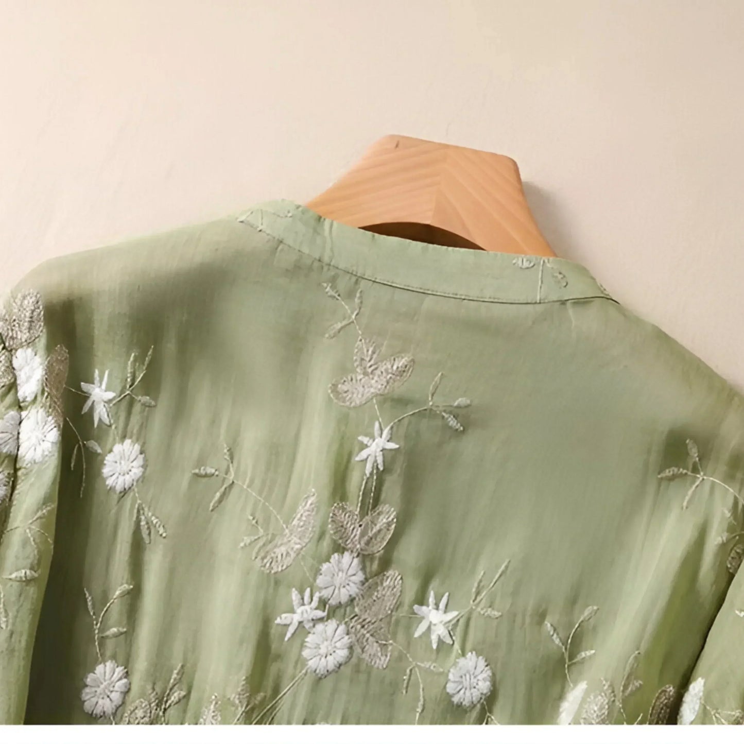 Emily | Blusa de Algodón con Flores Bordadas