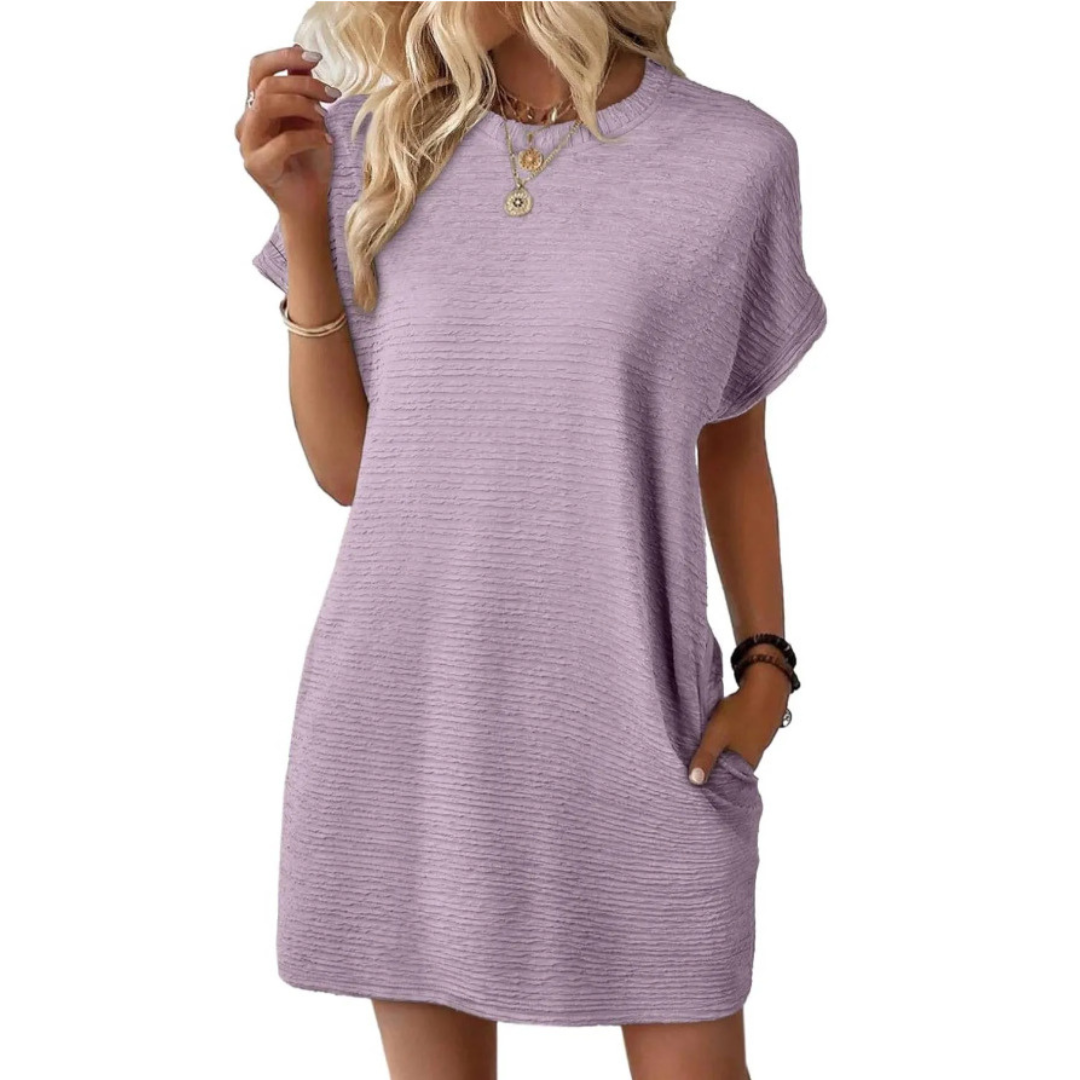Evressa | Vestido Minimalista de Cuello Redondo Elegante
